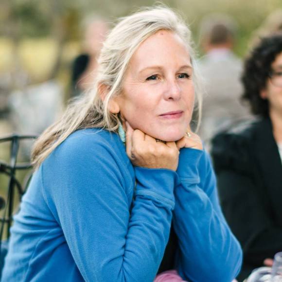 Meet your Posher, Kerry - Picture 1 of 1